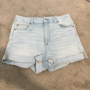 American Eagle Curvy High Rise Shortie